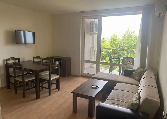 Family, Friendly 2 Bed Солнечный берег